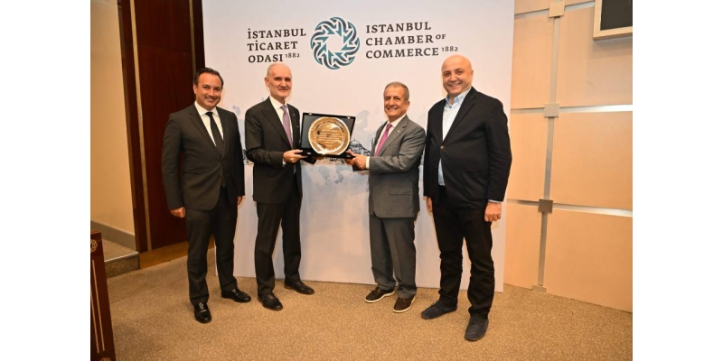 Erhan Hoşhanlı’ya ‘Teşekkür Plaketi’ verildi