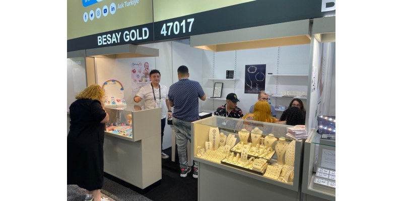 Altın emzikler, Las Vegas’ta alıcılarla buluÅŸtu