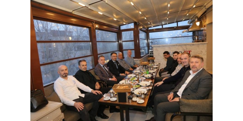 Başkan Atayık, iftarda meslektaşlarıyla bir araya geldi