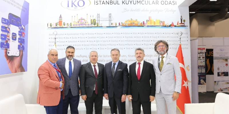 Darphane Yönetimi, fuarda İKO standını ziyaret etti